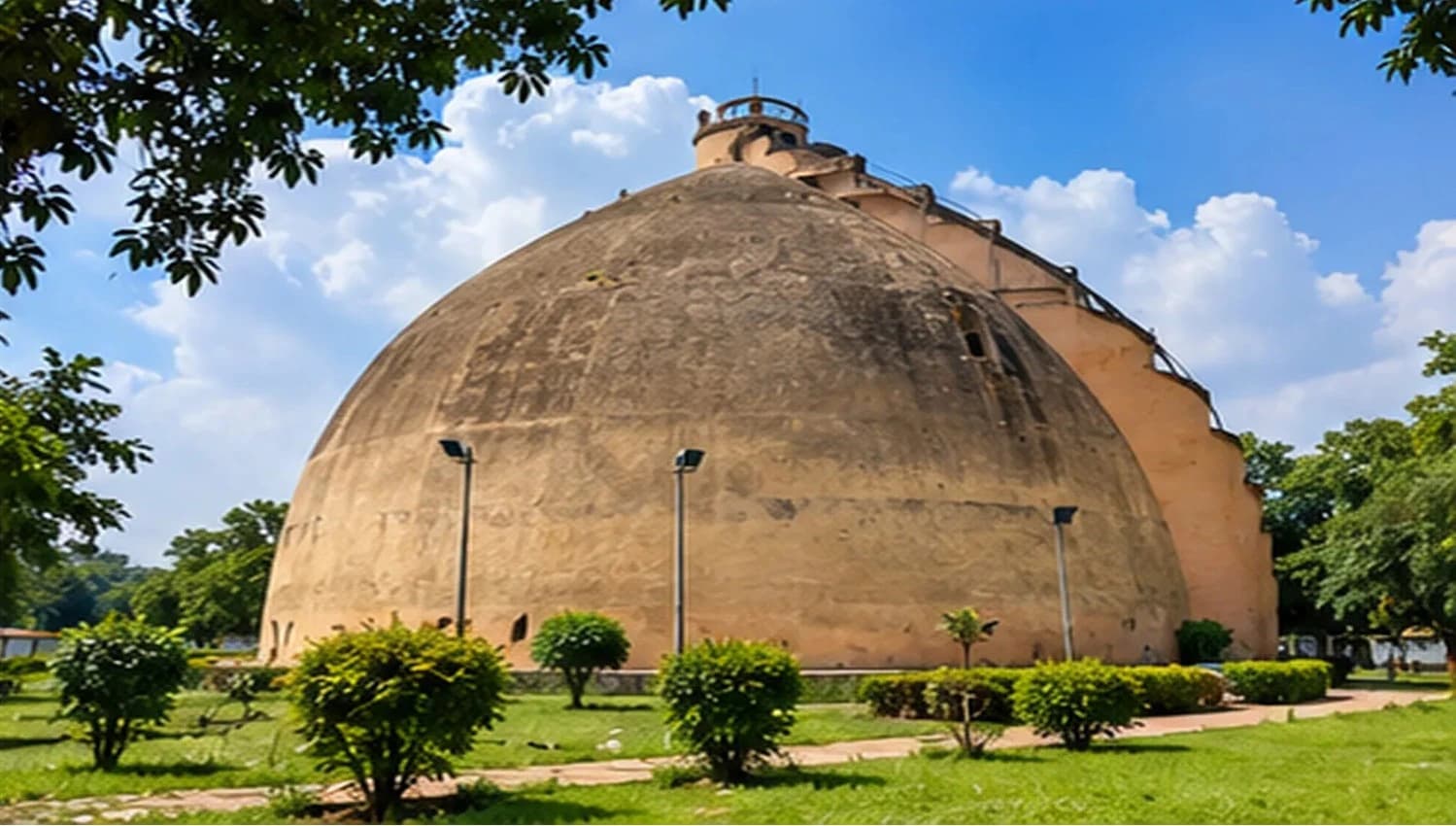The Golghar granary in Patna, a large beehive-shaped dome with external spiral stairs